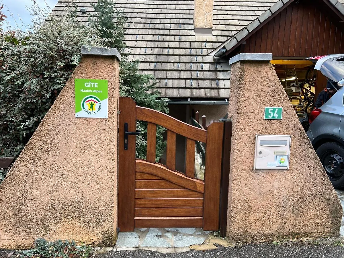 Maison Des Vignes Embrun Holiday home