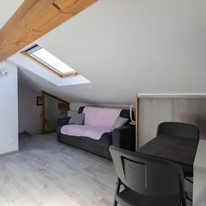 Appartement Le Coq Petit En Centre D'embrun, Embrun